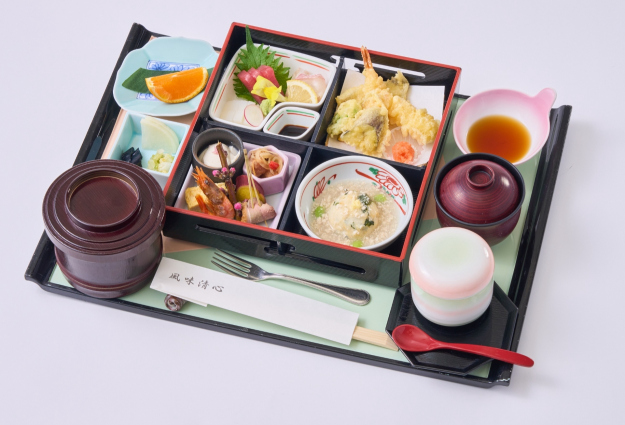 四季の彩り弁当